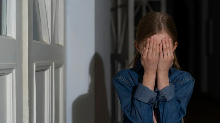 девочка страдает от страха